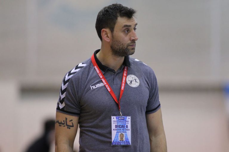,,Obiectivul nostru este ca CSM Făgăraş să se afle între primele 10 echipe” spune noul antrenor, Adrian Petrea