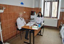 Doi medici şcolari în toată Ţara Făgăraşului. Cabinet ultramodern la Victoria, dar unul învechit la Făgăraş