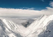 Pericol mare de avalanșe în Munţii Făgăraşului. Avertisment al salvamontştilor de la Victoia