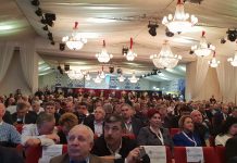 Trei primari făgărăşeni, la întîlnirea eşarfelor tricolore. Beclean, Comăna şi Şinca Nouă la adunarea ACoR