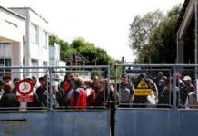 Din nou fără salarii la Pirochim Victoria şi la Fabrica de Pulberi Făgăraş