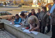 Se strâng semnături pentru anularea taxei de salubritate. Campania a fost iniţiată de un grup de făgărăşeni