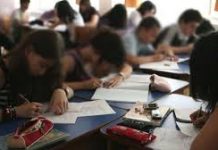 Burse şcolare pentru elevii studioşi de la Victoria