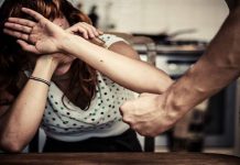 În pat cu duşmanul. Cazurile de violenţă în familie s-au înmulţit în Ţara Făgăraşului