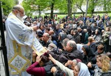 Izvorul Tămăduirii, hramul Mănăstirii Brâncoveanu. Sărbătoare, fără politicieni