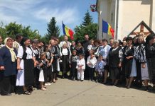 Calborenii poartă cu mândrie straiele populare. Ziua portului naţional, la Calbor