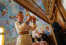 Festivalul de toacă de la Victoria a ajuns la a 16-a ediţie