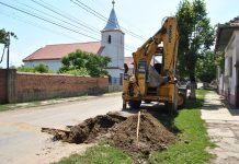Rural: Investiţii vs. disconfort în satele comunei Mândra. Galerie foto şi VIDEO