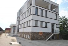Cămin cultural cu refugiu antiatomic. 10 ani pentru a construi o clădire