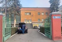 Licenţiaţi fără număr, dar fără prezenţă la cursuri la Universitatea Spiru Haret. 95 de mandate de aducere