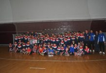 Moş Crăciun, cu daruri la fotbaliştii de la ACS NNN Făgăraş. Nicolae Codâia şi-a felicitat sportivii şi pe antrenori. Foto şi VIDEO