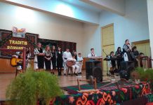 Festivalul ,,Tradiții românești” din Lisa. Concurs între şcolile din Ţara Făgăraşului. Foto şi VIDEO