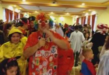 Carnavalul iernii la Ucea de Jos. Foto şi VIDEO