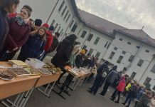 Târg de Crăciun la Colegiul Naţional ,,Doamna Stanca” din Făgăraş. Foto