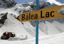 Risc de avalanşe în Munţii Făgăraş. Recomandări de la salvamontişti pentru turiştii care urcă în masiv