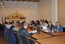 Iniţiativele legislative ale consilierilor locali făgărăşeni, furate de primar. Cosmin Poparad şi Alexandru Mazilu critică atitudinea primarului