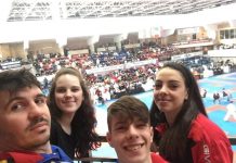 Foto. Medalii de argint şi bronz pentru karatiştii din Victoria