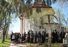 Foto. Praznicul ,,Sfântul Gheorghe”, hramul bisericii din Rucăr. Obiceiurile vechi relatate de bătrânii satului. Istoria bisericii. Ce nu ştiu rucărenii despre satul lor