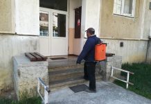 Foto. Dezinfectarea continuă la Victoria. Unde s-a spălat astăzi cu soluţie pe bază de clor