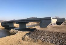 Foto şi VIDEO. Primarul Viorel Grusea: ,,Se va circula pe podul de la Crihalma în iunie”. Ce şantiere mai sunt în comuna Comăna