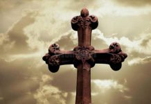 Sinaxar, 7 mai: Arătarea pe cer a semnului Sfintei Cruci; Sf. Mc. Acachie și Codrat