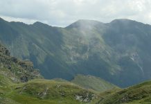 Primăriile comunelor făgărăşene şi CJ Braşov vor să administreze siturile din masivul Făgăraş. ,,Memorandumul pentru Parcul Naţional Munţii Făgăraşului trebuie anulat”