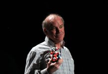 Kary Mullis, inventatorul PCR: Rezultatele testelor PCR în cazul unui virus sunt false