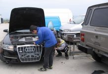 Calificaţi în meseriile de tinichigiu şi vopsitor auto. Absolvenţii CŞEI Făgăraş îşi pot căuta locuri de muncă