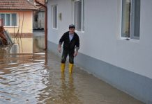 Bani pentru pagubele produse de inundaţii. Ce comune făgărăşene primesc fonduri
