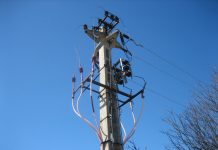 Un tânăr de 19 ani a murit electrocutat la o fermă din Voila