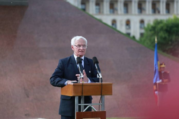 13342966_1782704431960381_1198276575597914994_n