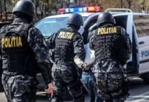 Reţinuţi pentru trafic de droguri. Percheziţii la 9 adrese