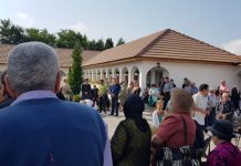 Mulţi localnici, la hramul Mănăstirii Făget Boholţ de pe Dealul Galaţiului. ,,Întotdeauna plecăm din acest loc încărcaţi sufleteşte” a spus primarul Claudiu Motrescu