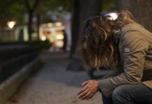 Antonia, o fetiţă abandonată de mama sa: ,,Este un monstru, nu e mama!”.