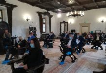 Şapte ani pentru ,,Marea asfaltare”, dar, dintr-un condei, şi un buget dublat. Consilierii locali din Făgăraş puşi să voteze ,,pe repede înainte”, ca-n mandatul trecut