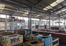 Parlamentul a decis că piețele și târgurile pot rămâne deschise la interior