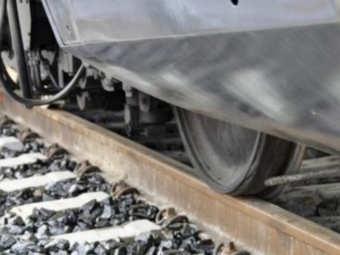 833821-1606250624-tragedie-in-constanta-un-barbat-a-murit-calcat-de-tren monitorfg