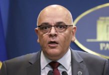 Colindatul sub sceptrul lui Raed Arafat. ,,Tăiatul porcului nu e interzis”