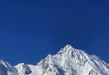 Se schiază în zona Bâlea. Telecabina este luată cu asalt în fiecare weekend de turiști