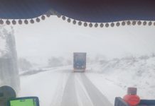 Trafic blocat pe DN1, zona Perşani, din cauza unui tir