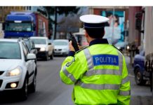7 poliţişti de la Rutieră prinşi luând şpagă de la şoferi