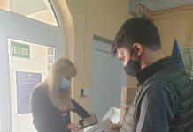 721 de tablete pentru elevii din Victoria