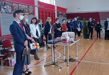 Foto şi Video. Emoţii şi flori la festivitatea de absolvire, clasele a XII-a, de la CN ,,Doamna Stanca”