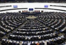 Raportul Matic: Cât de adevărat este că Parlamentul European ar fi votat pentru ca bărbaţii să nască? Cum au votat europarlamentarii români