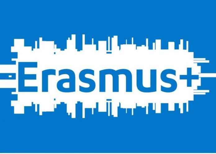 logo-erasmusplus monitorfg