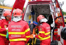 Doi copii au murit într-un grav accident rutier produs în această dimineaţă