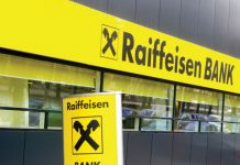Raiffeisen, sancţionată pentru practici incorecte faţă de clienţi