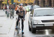 Codul Rutier: S-au schimbat condițiile în care bicicliștii pot fi depășiți de mașini