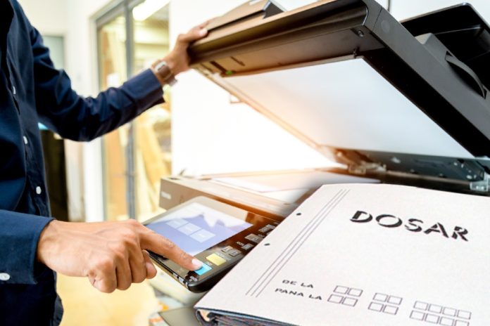 Fara-copii-ale-actelor-la-institutiile-publice-Legea-care-i-ar-scapa-pe-romani-de-aceasta-grija