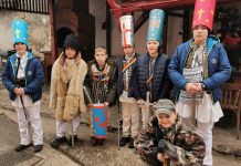 Video. Irozii au adus vestea Naşterii Domnului în casele rucărenilor. Obicei străvechi păstrat în Ţara Făgăraşului